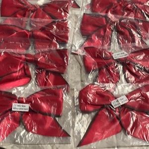 10 satin red bows ( $10.00 )